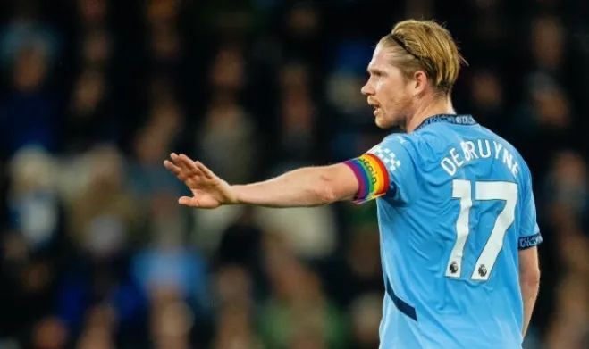 球直接破門 球直接破門