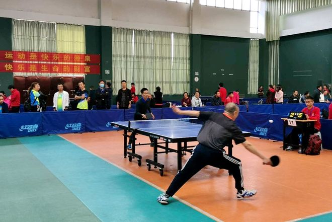 要负责场边 要负责场边