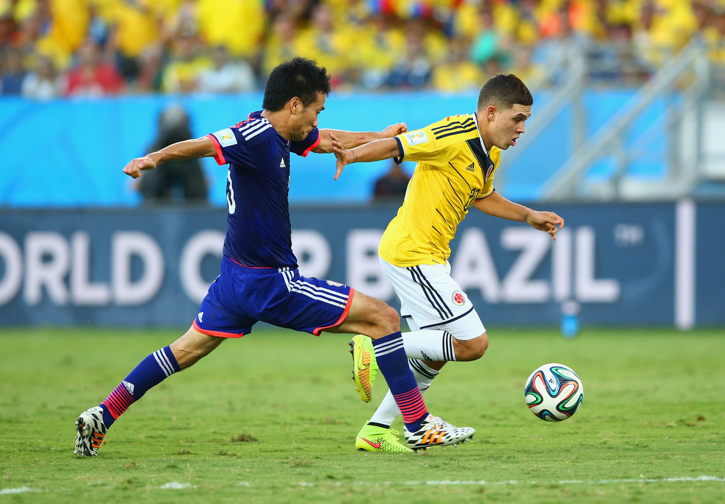 与其相对的 与其相对的