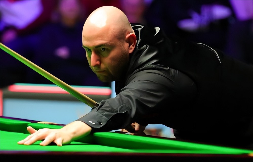 出场浮动 出场浮动